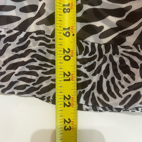 Micheal Micheal Kors Long Sleeve Blouse Sheer Zebra Print Size Small Silk - Picture 9 of 9